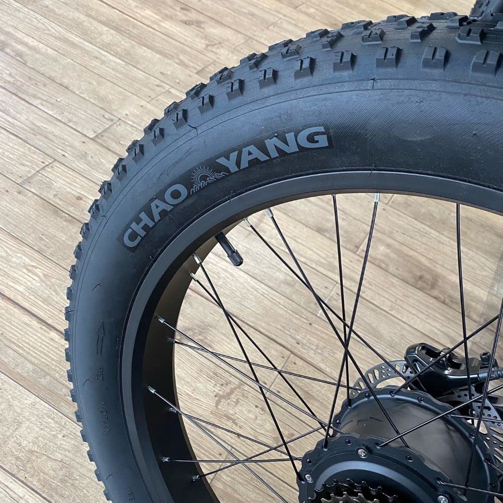 Amazon | ファットバイク 26インチアウトタイヤ1本 CHAOYANG